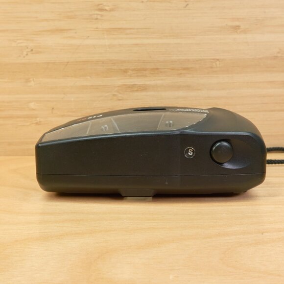 Vintage Minolta F15 BF / 35mm Point & Shoot Film Camera / Fixed Focus / Tested - Picture 3 of 6